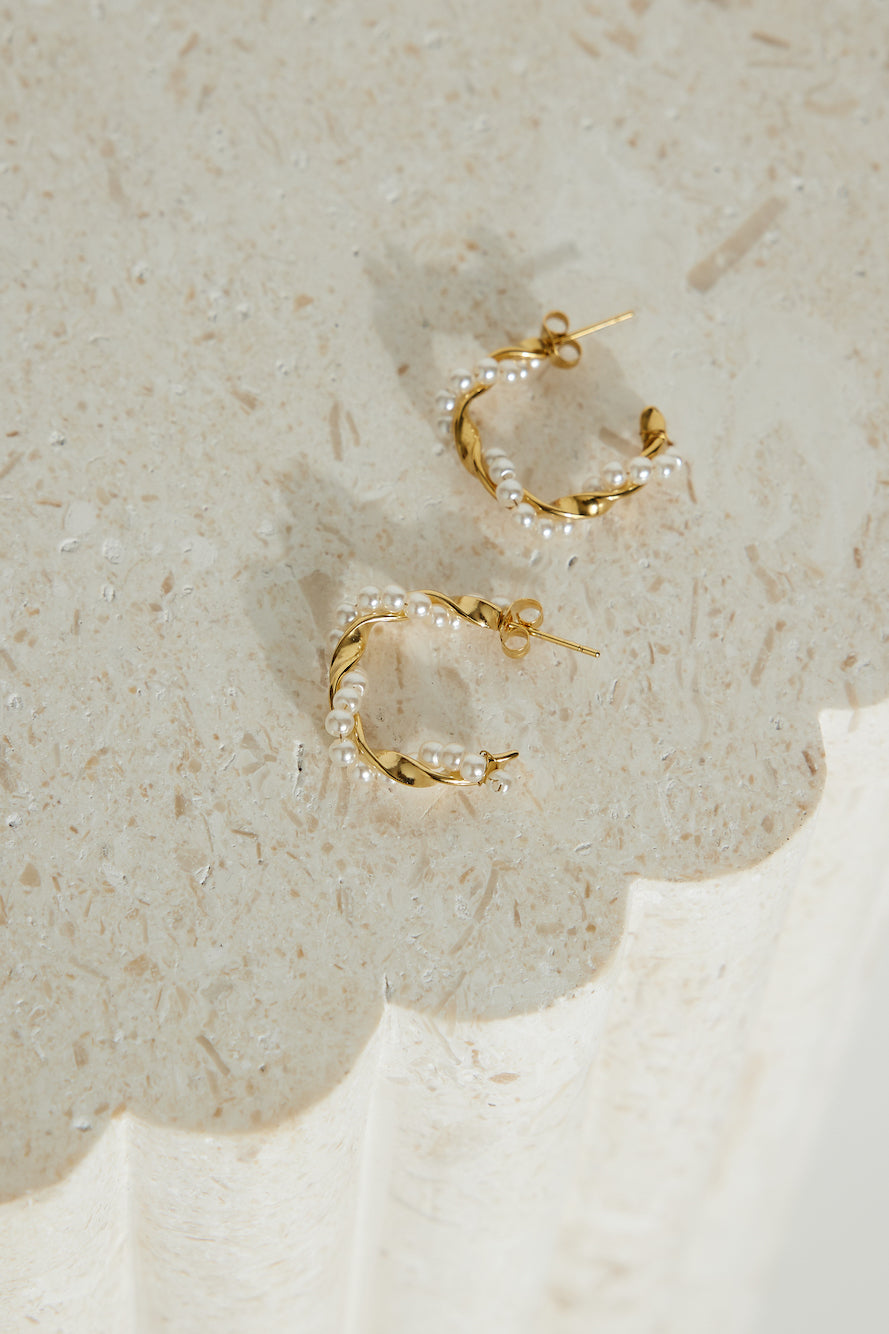 18k Gold Plated Exotic Pearl Earrings Gold