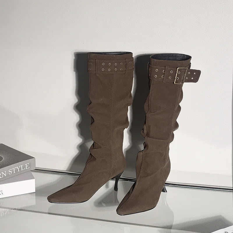 Autumn brown cowhide Pleated rivet Modern Boots