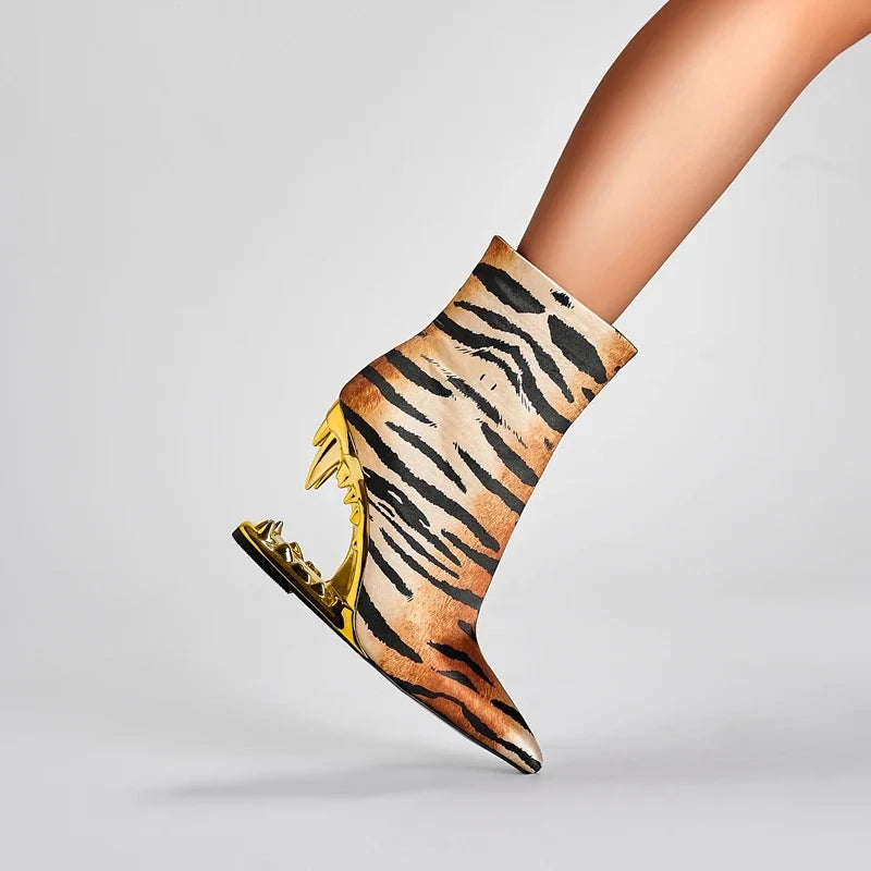 Kaky's Pointed Wolf Teeth Shaped Heel High Heel Women's Boots
