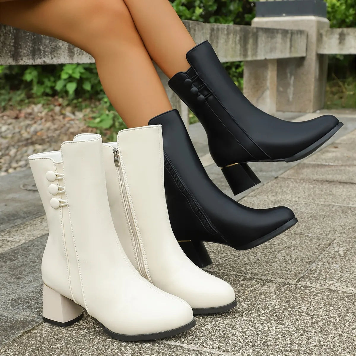 Mid-leg Womens Boots