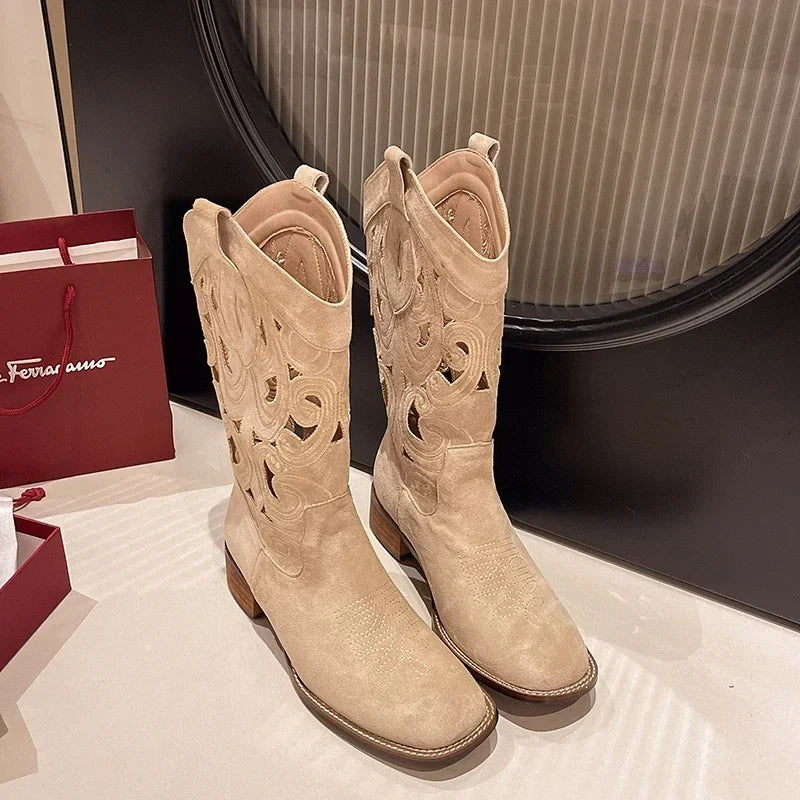 Popular Hollow Embroidered Vintage Western Boots