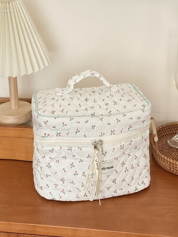 Fresh and Floral Makeup Bag