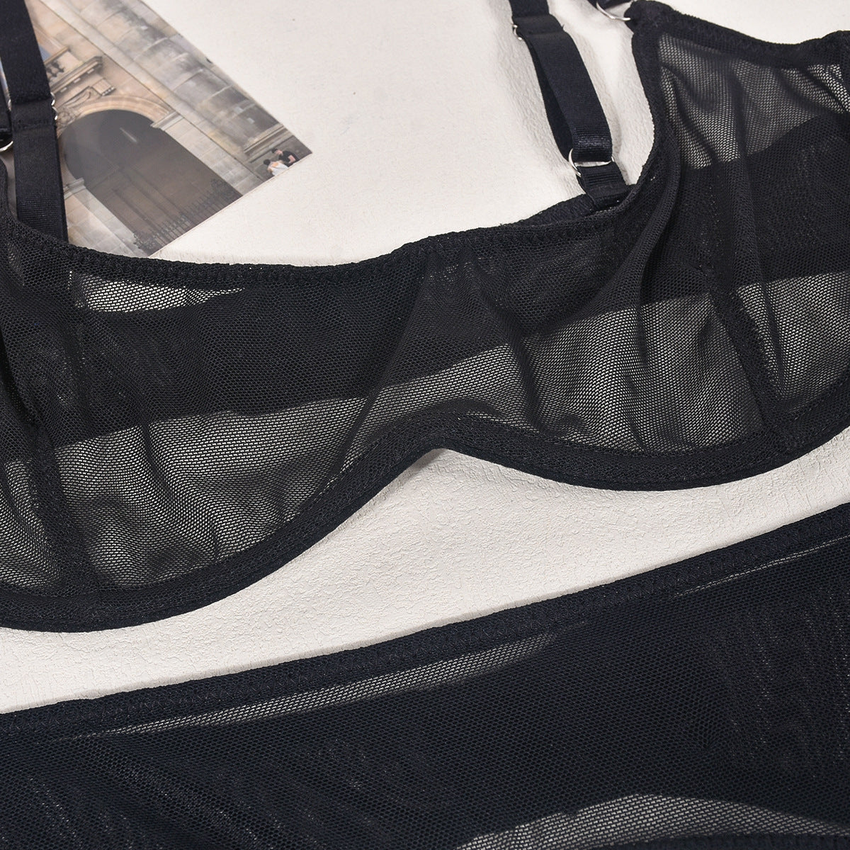 Transparent Lingere