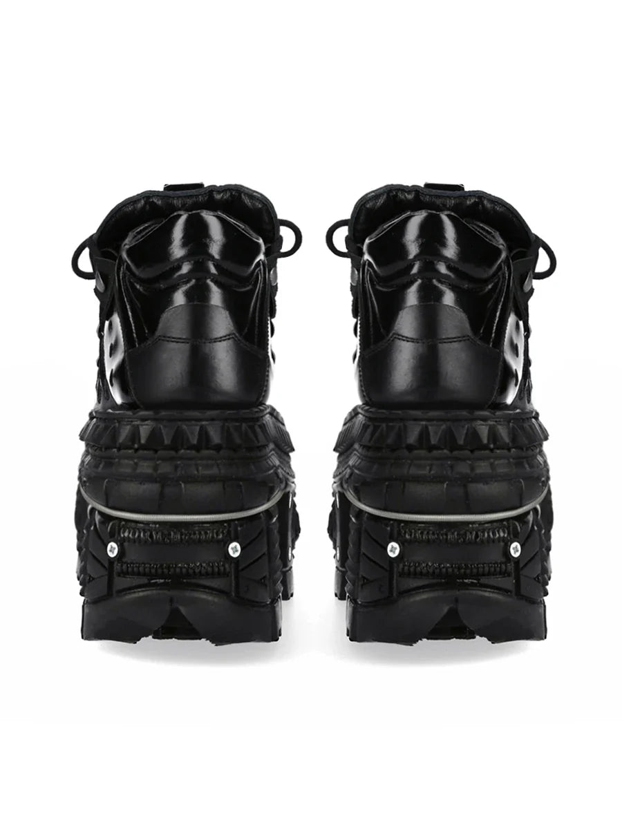 Strappy platform Sneaker