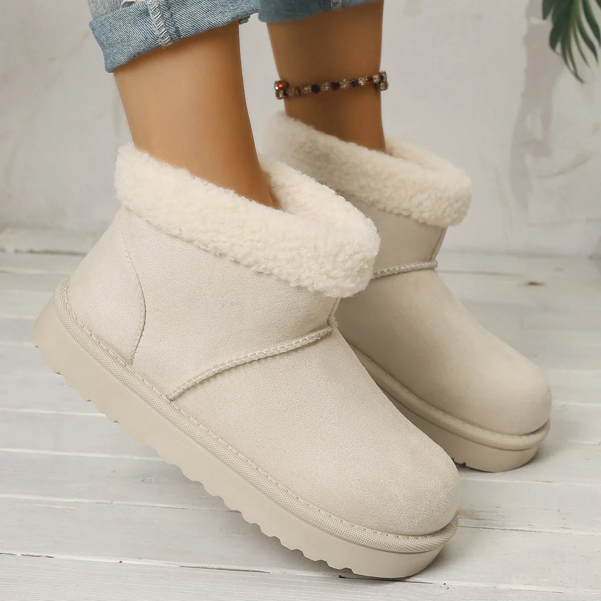 Winter Round Head Flat with Warm and Comfortable Non-slip Snow Boots