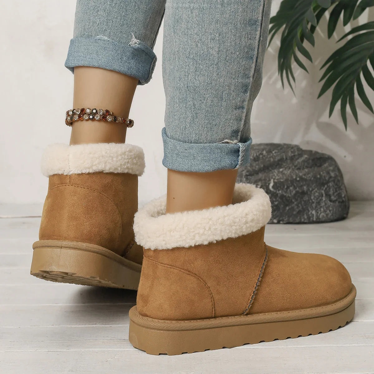 Winter Round Head Flat with Warm and Comfortable Non-slip Snow Boots