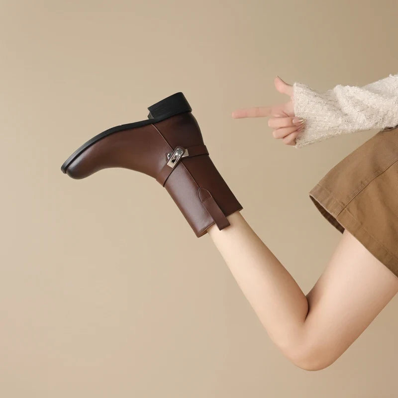 Women's Autumn/Winter Round Head Metal Belt Buckle Leather Cowhide Retro Mid Heel Extra Large Leg Motorcycle Short Boots