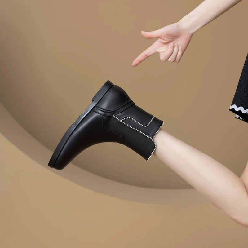 Women's autumn and winter leather cowhide side zipper low heel plus large round toe Chelsea short Boots