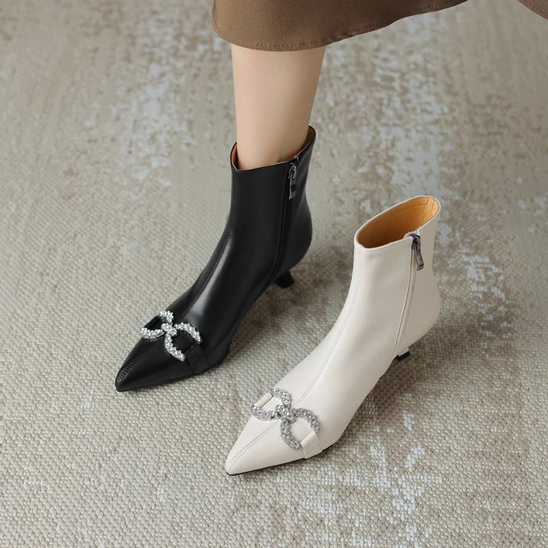 Women's autumn and winter pointed diamond embellishments with genuine leather cowhide middle heel