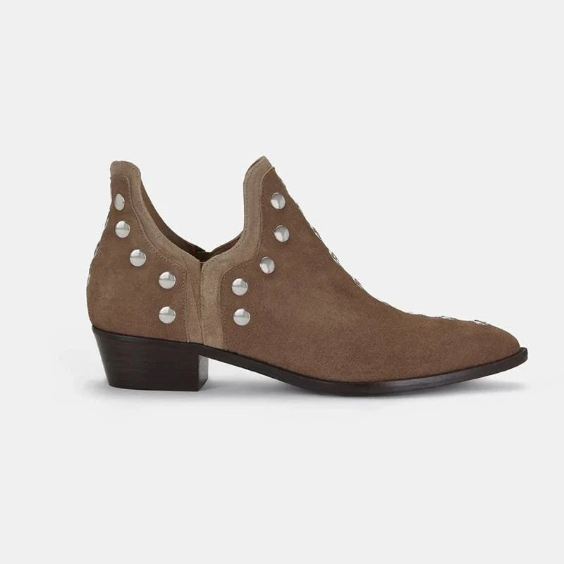 Women's spring/summer metal rivet pointed mid heel plus